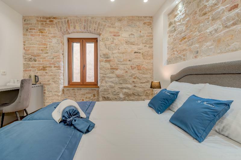 Le Premier Luxury Rooms Split Exterior foto